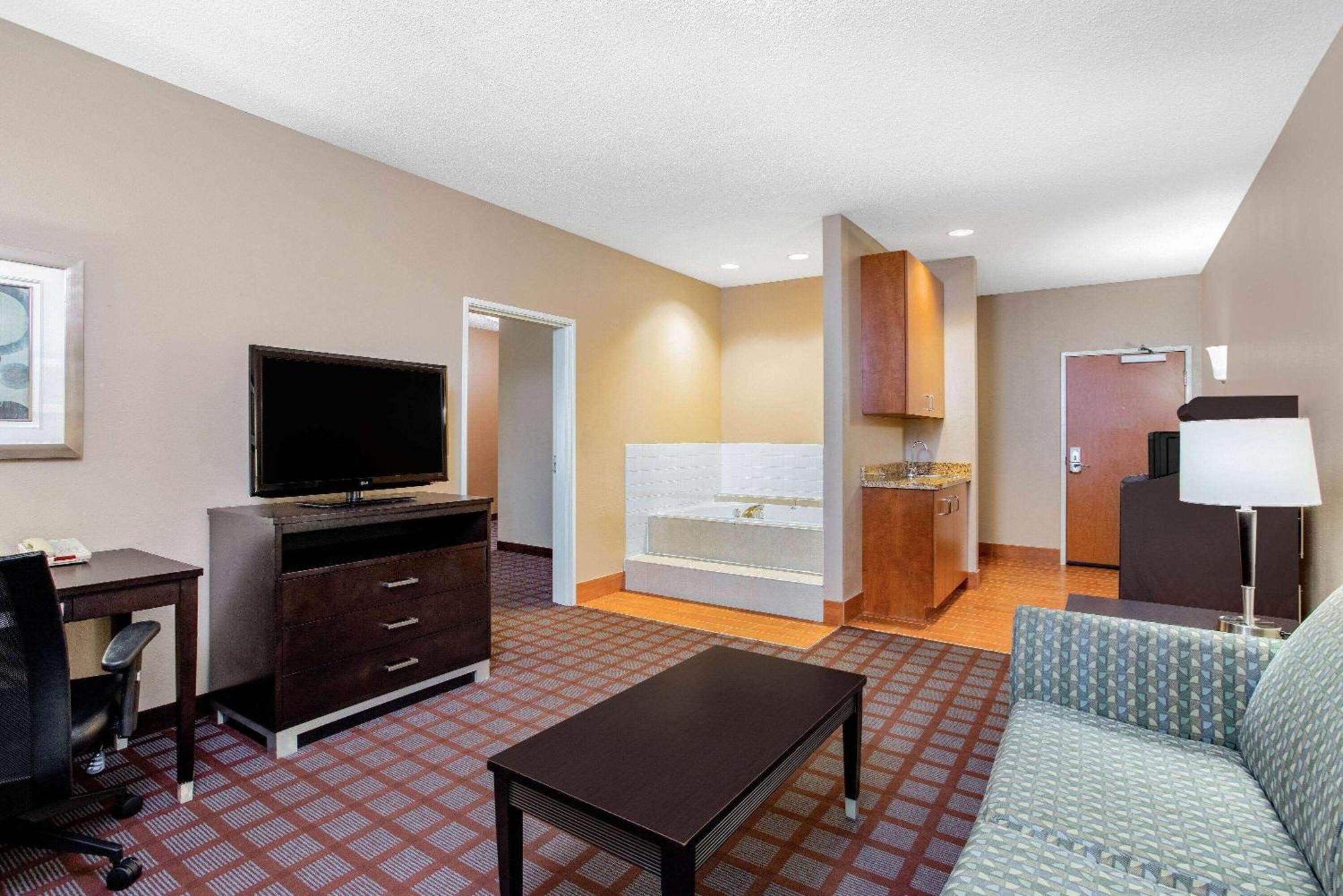 La Quinta By Wyndham Indianapolis Airport Plainfield Otel Dış mekan fotoğraf